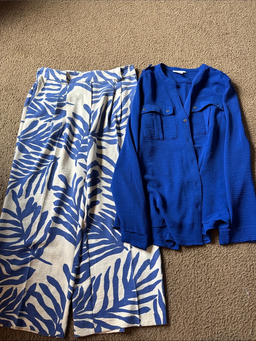 Rachel Zoe Blue Printed Wide-Leg Pants with Cobalt Blue Blouse size Medium